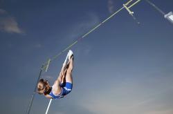 开云体育下载-双线铁幕，从英超天王山到德国式胜利，足球如何进入确定性时代？