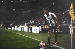 开云体育下载-夜幕下的疾速法则，福克斯与他的街道赛胜利方程式