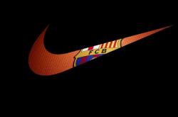 开云体育登录-紫百合与北非沙漠的对决，克瓦拉茨赫利亚如何在攻防两端统治了阿尔及利亚之夜