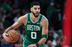 开云体育在线-开拓者客场轻取凯尔特人，豪取七连胜