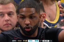 开云体育官方网站-汤普森受伤，勇士险胜骑士