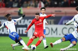 开云体育下载-横滨水手主场战胜上海上港，全力以赴