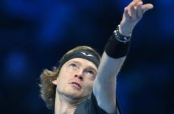 开云体育在线-关于ATP总决赛险胜联合杯，阿尔卡拉斯状态火热的信息