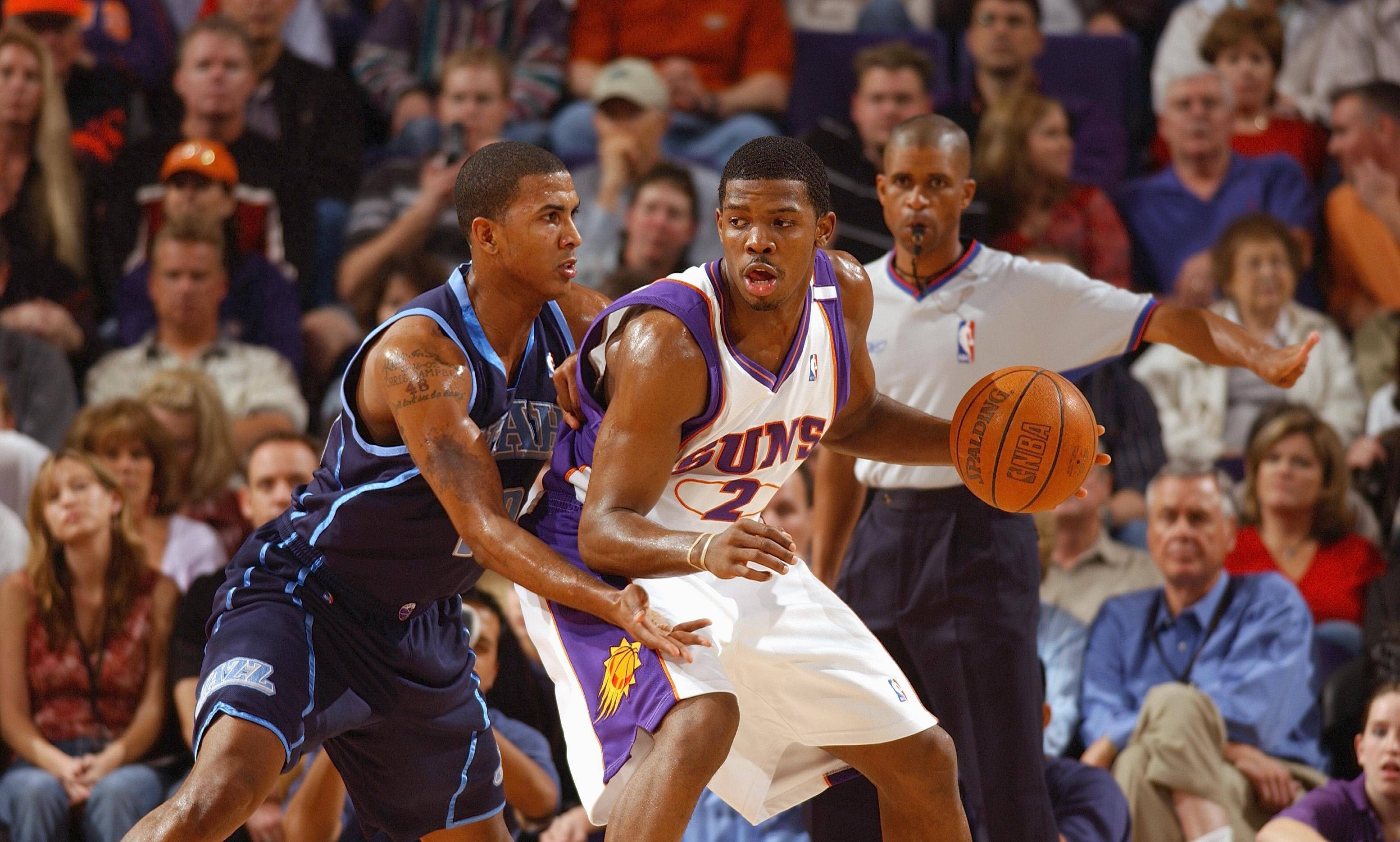 体育明星齐聚球场，篮球比赛娱乐性持续提升