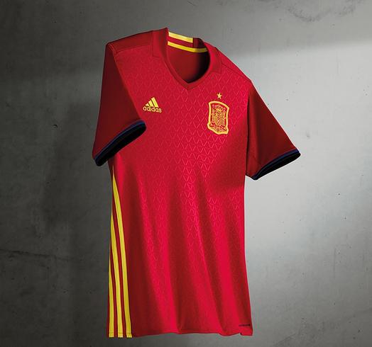 关于西班牙队凭借进攻力取胜爱沙尼亚队的信息