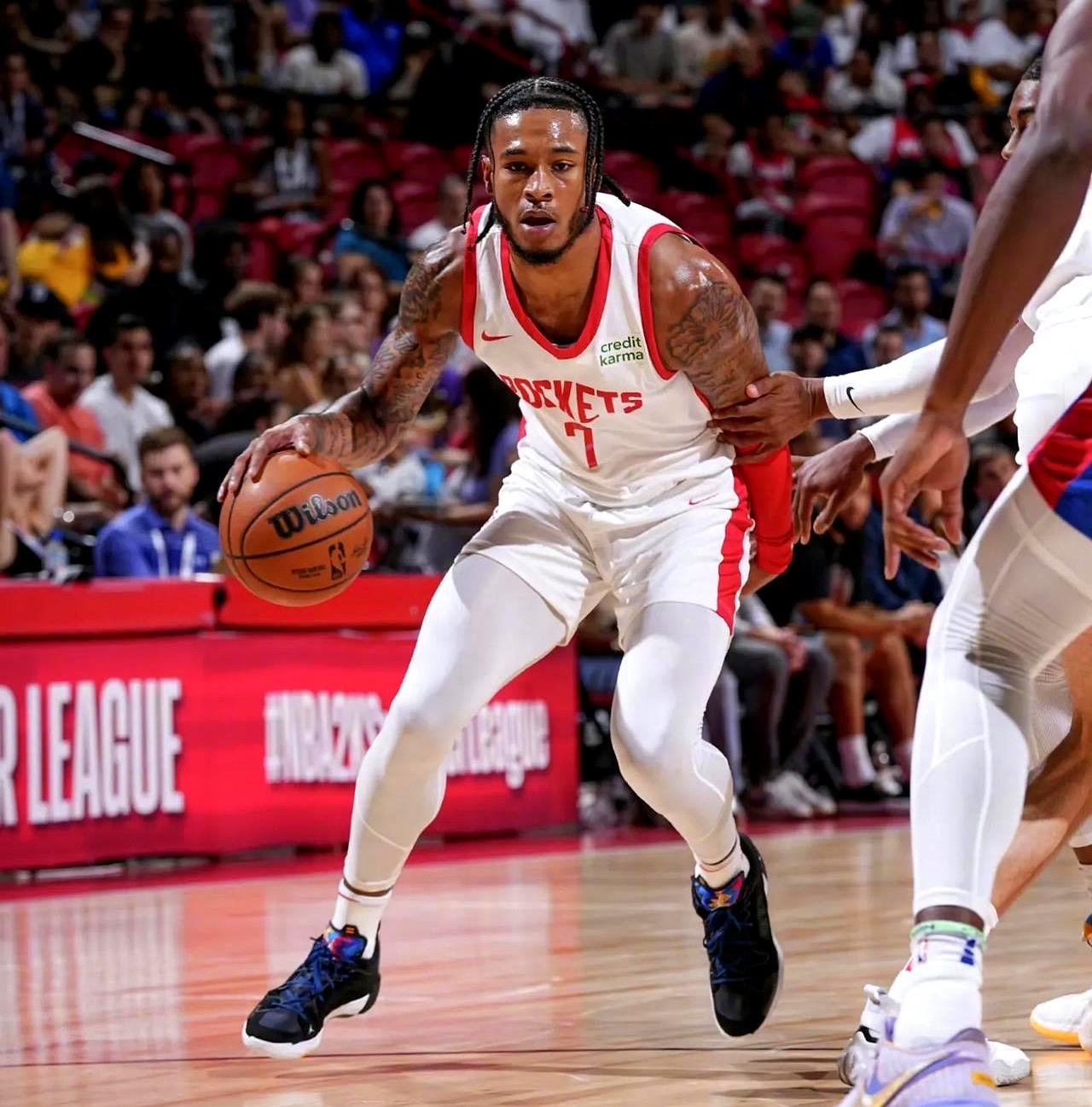 76人队长受伤,球队战力受影响的简单介绍 76人队长受伤,球队战力受影响的简单介绍