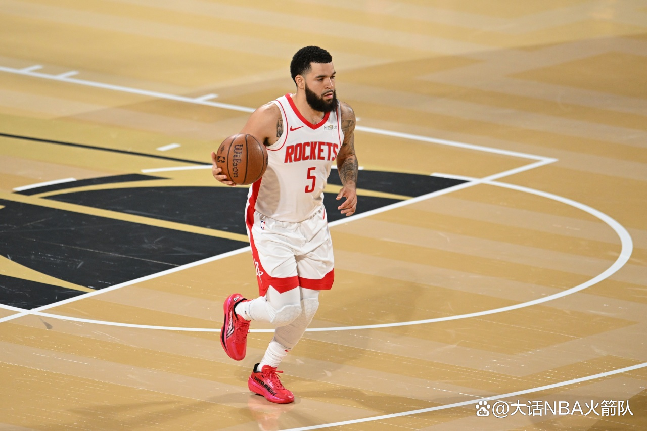 猛龙队后卫范弗利特受伤,对球队有何影响? 猛龙队后卫范弗利特受伤,对球队有何影响?