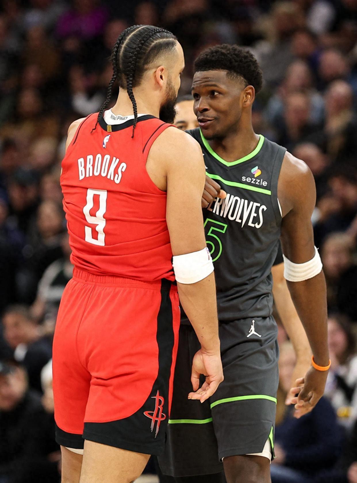 火箭胜森林狼，延续胜利势头