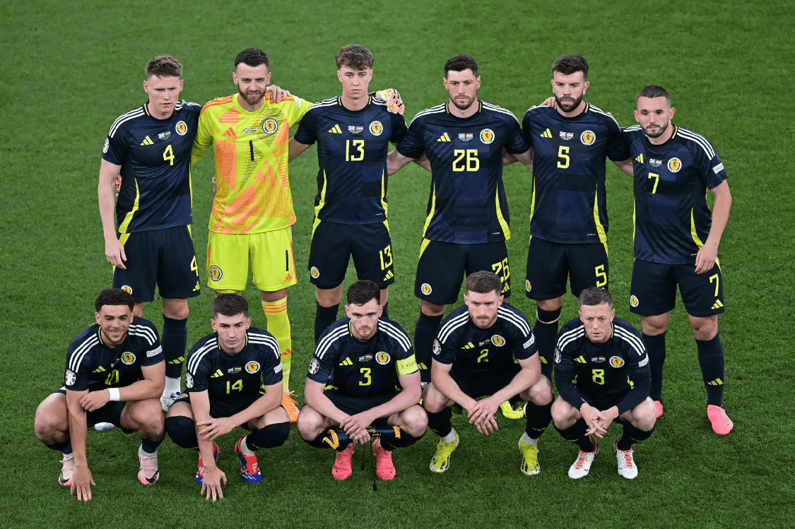 包含匈牙利遭遇尴尬失利,出线前景堪忧的词条 包含匈牙利遭遇尴尬失利,出线前景堪忧的词条