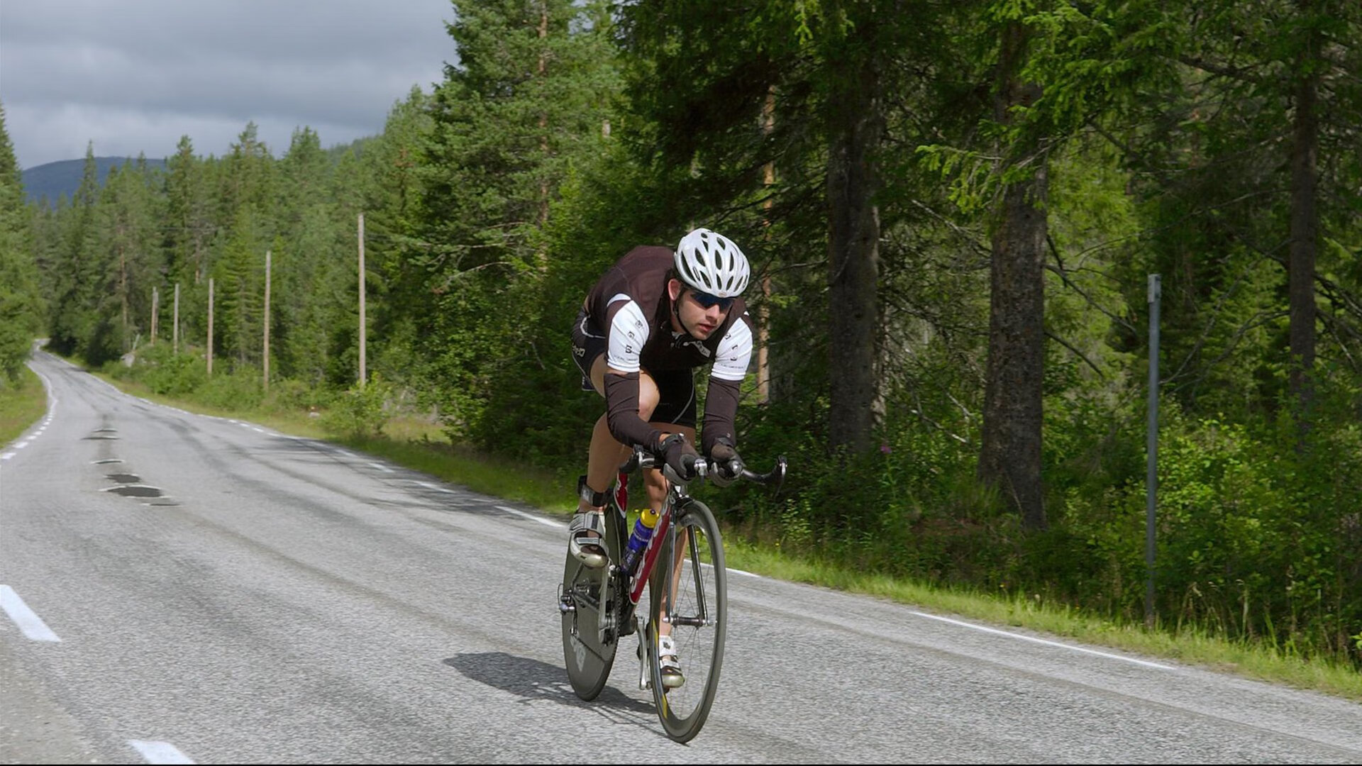 撕裂之城的王座东风,国王强势晋级,拉文的存在感哲学