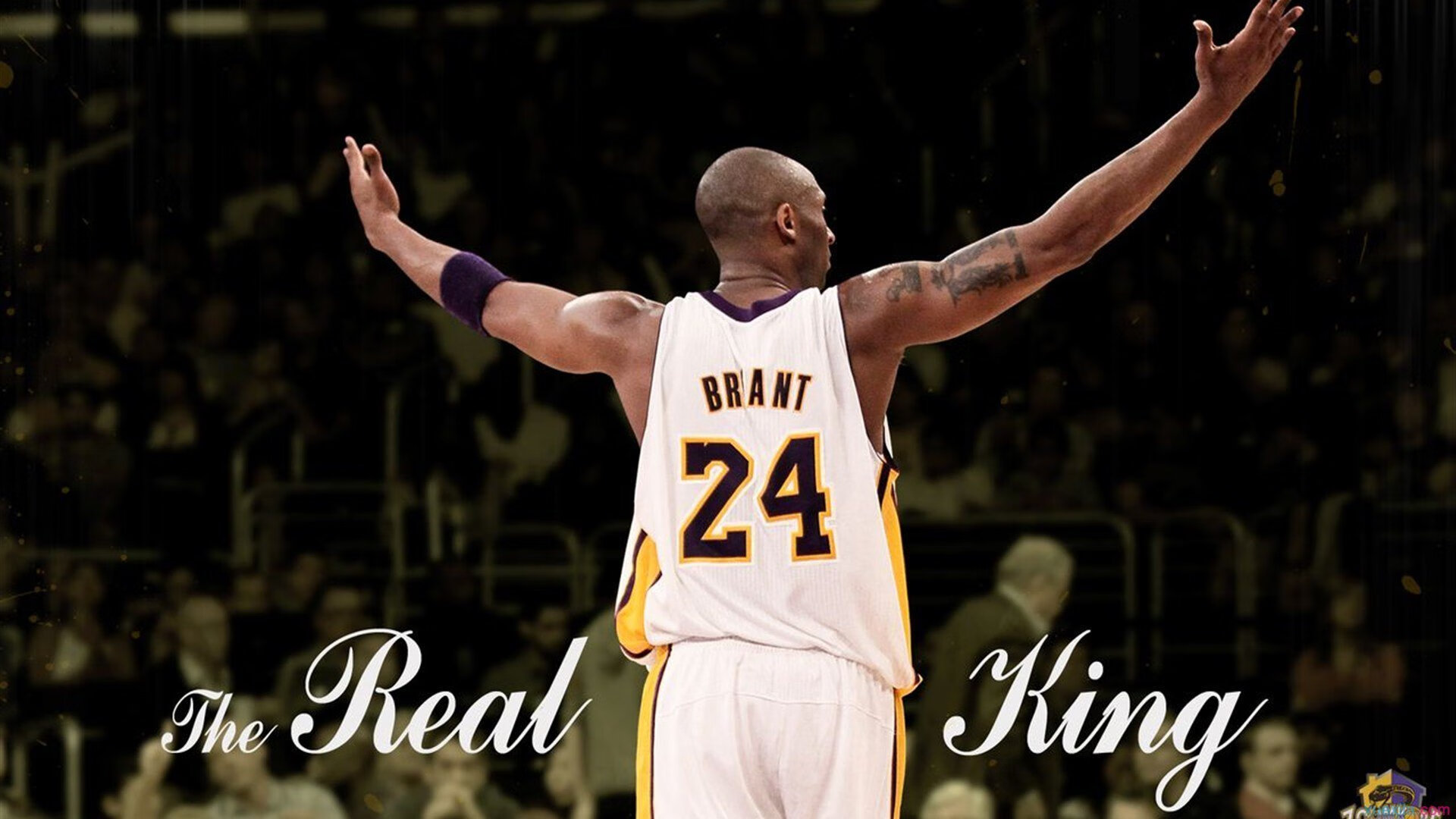 意大利足球的蓝调之夜,当焦灼赛场遇见大场面指挥家