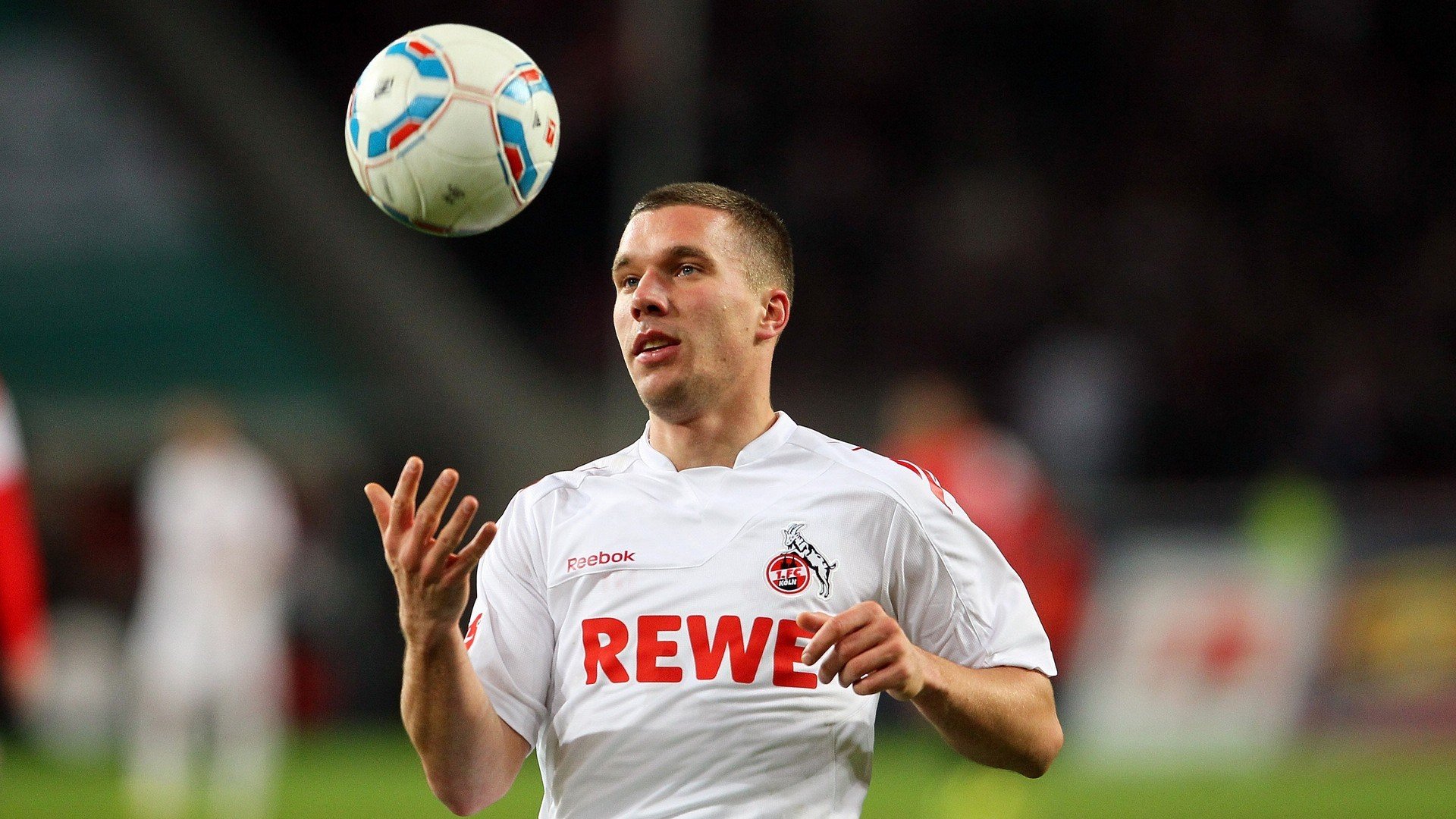 跨界双城记,当活塞力克浙江队,浓眉在欧冠篮球决赛接管比赛